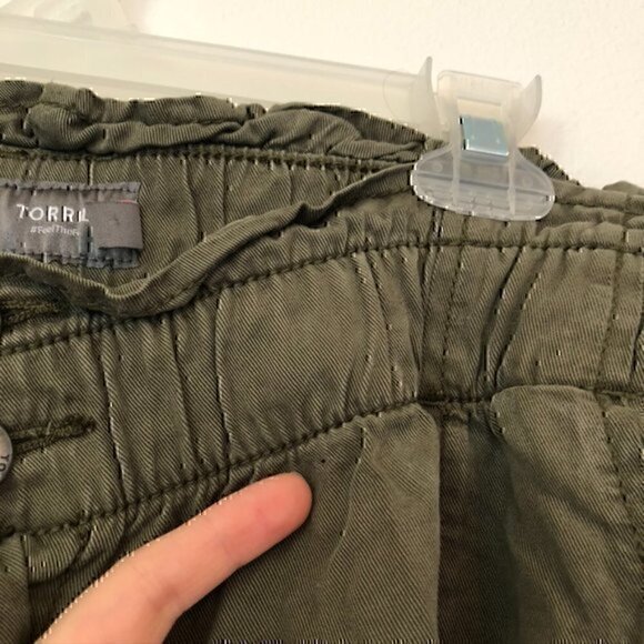 TORRID Plus Size Olive Green High Waisted Rise Paper Bag Cropped Ankle Pants 22 - Picture 8 of 11